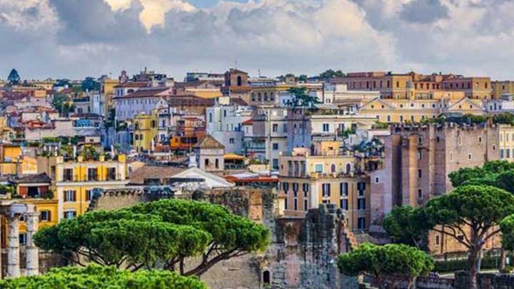 Vista di Monti, un quartiere del centro di Roma.