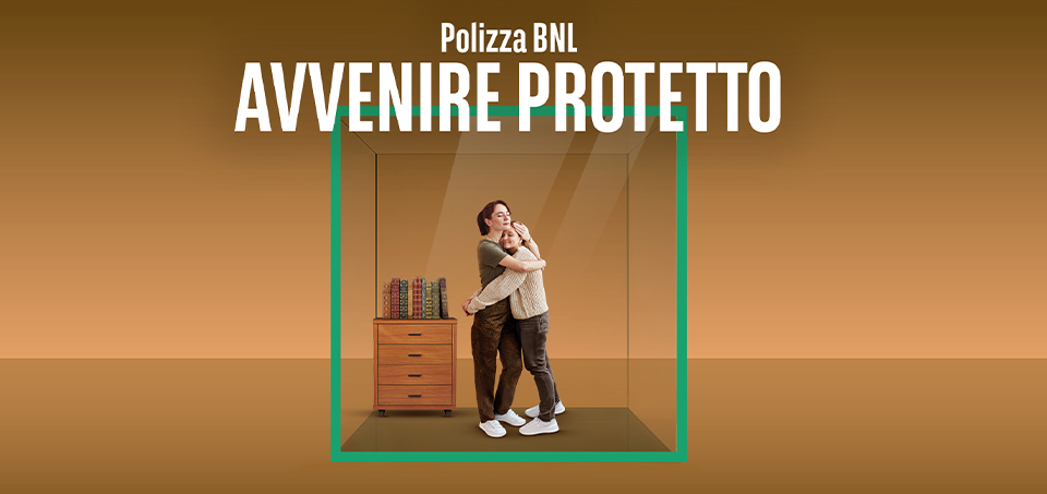 Mamma che abbraccia la figlia ragazzina