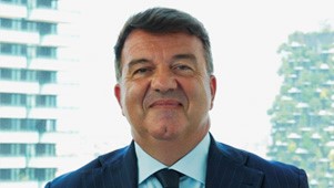 Life banker Luigi Elia