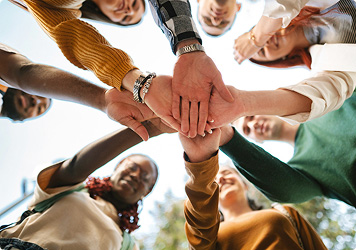 FONDAZIONE BNL Per sostenere salute, infanzia e solidarietà: dal 2006 oltre 19,8 milioni erogati per 814 progetti di enti non profit in Italia e all'estero.