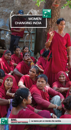 Locandina delle cinque mostre Woman chancing India allestite nel 2010 per i 150 anni di BNP Paribas in India.
